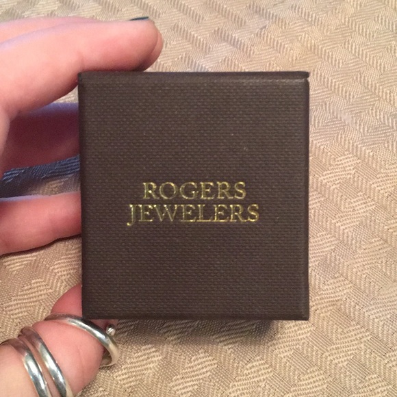 Beautiful silver ring. - Picture 2 of 5